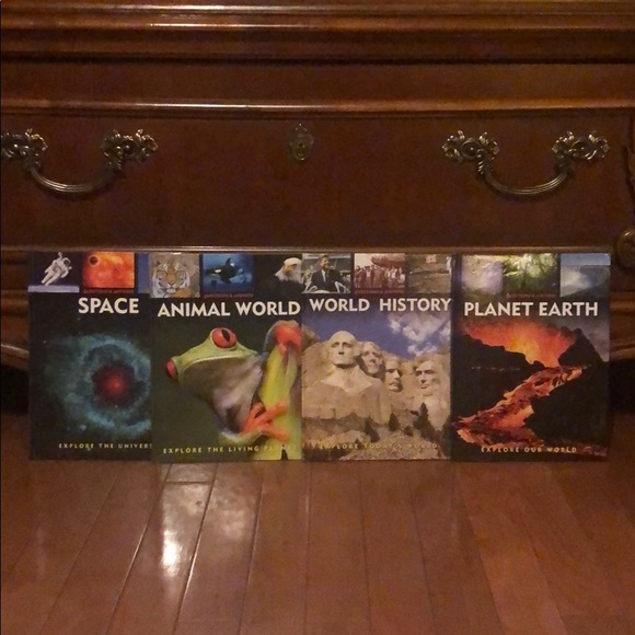 Set of 4 Questions & Answers books- hard back - Picture 1 of 3